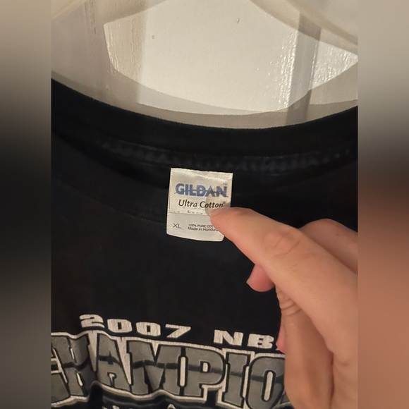 San Antonio Spurs championship tshirt - Picture 2 of 3